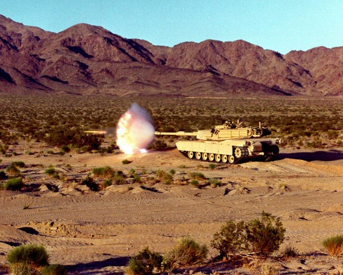 Các xe M1 (-1A1) đã được sử dụng trong chiến tranh vùng Vịnh năm 1991 và đang được xuất khẩu sang nhiều nước khác.